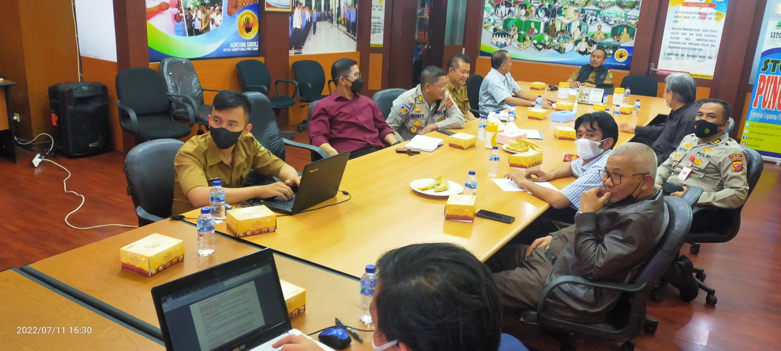 saberpungli jabar - Rapat Persiapan Sosialisasi Pencegahan Pungli kepada Para Kepala Kantor UPT Kementerian Hukum dan Ham di Jawa Barat.